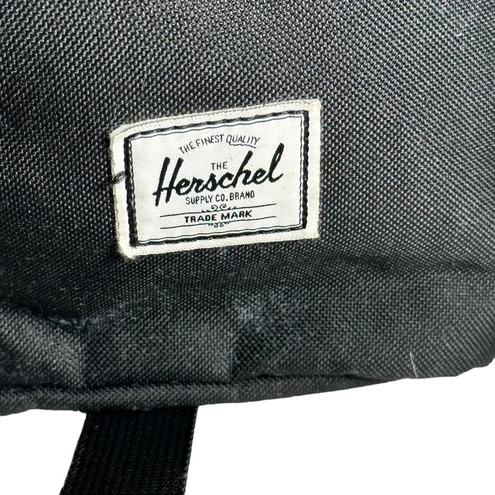 HERSCHEL SUPPLY CO. POST BACKPACK Black - Picture 4 of 16